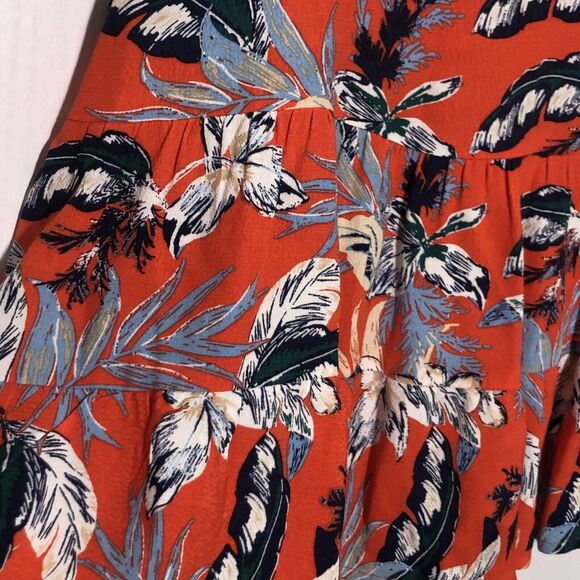 Loft Blouse Womens Small Red Navy Blue Floral Tiered Sleeveless Double V Neck - Picture 12 of 15